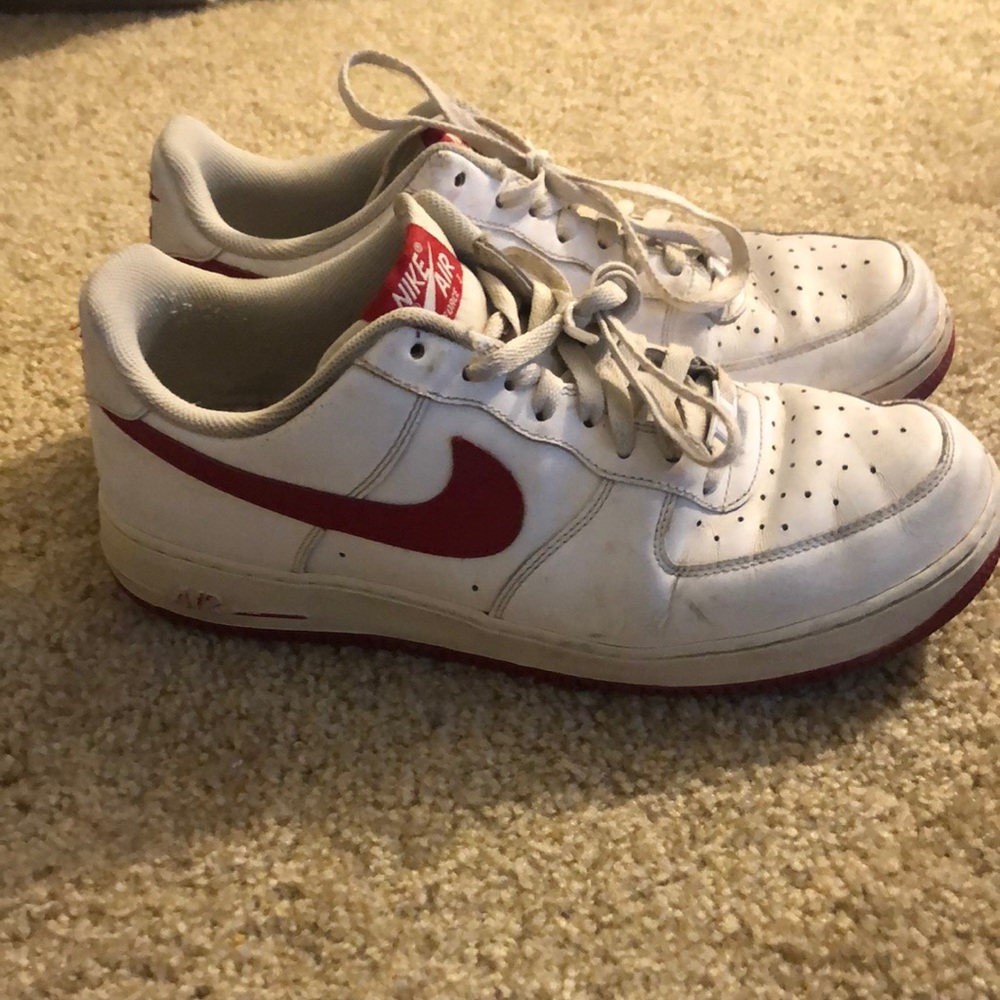 White and Red Nike Air Force 1’s Size 11